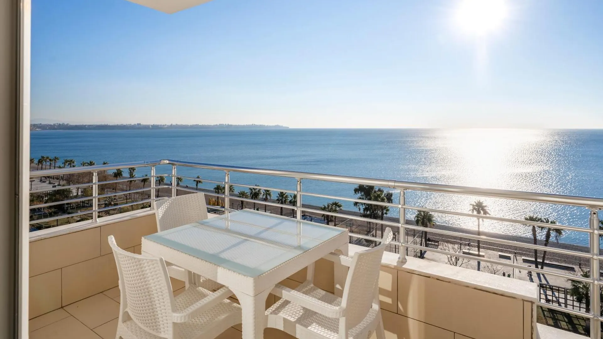 Apartament Heart Of The City With Unique Views Of The Sea. Antalya